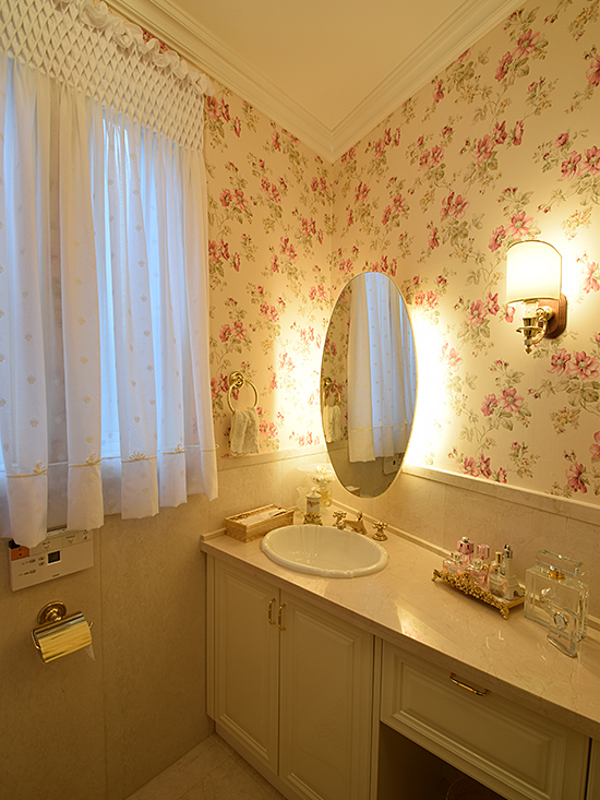 Powder Room - Floral